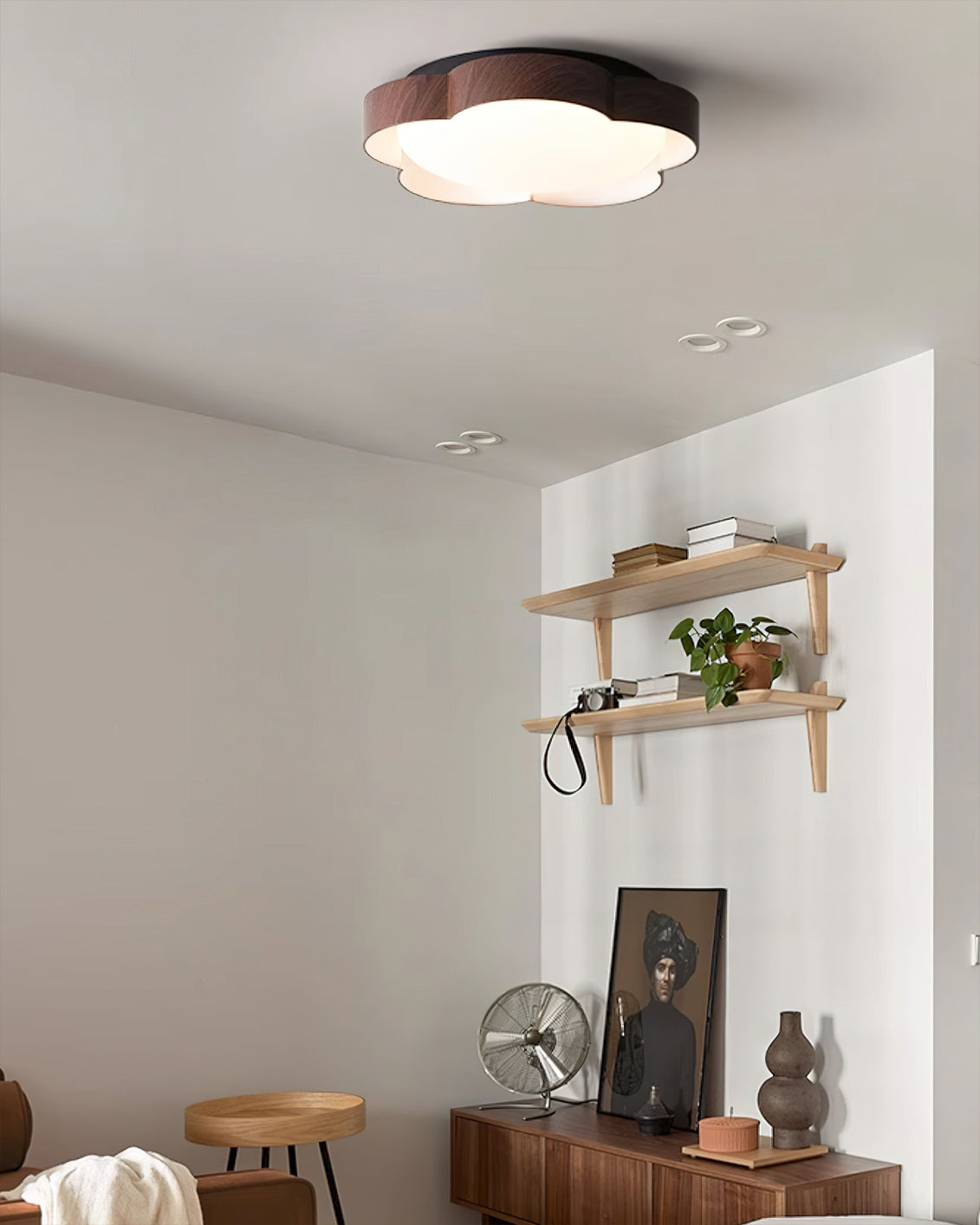 Front view of the large Sika Ceiling Lamp (Dia 45cm).