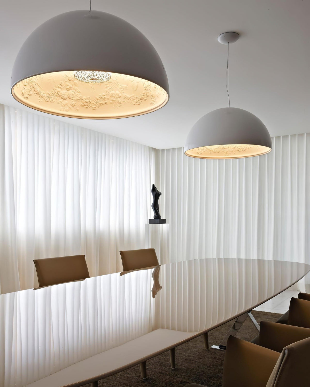 Pendant Lamp Black Dome with Embossed Plaster Interior Elegant-Neutral Decor