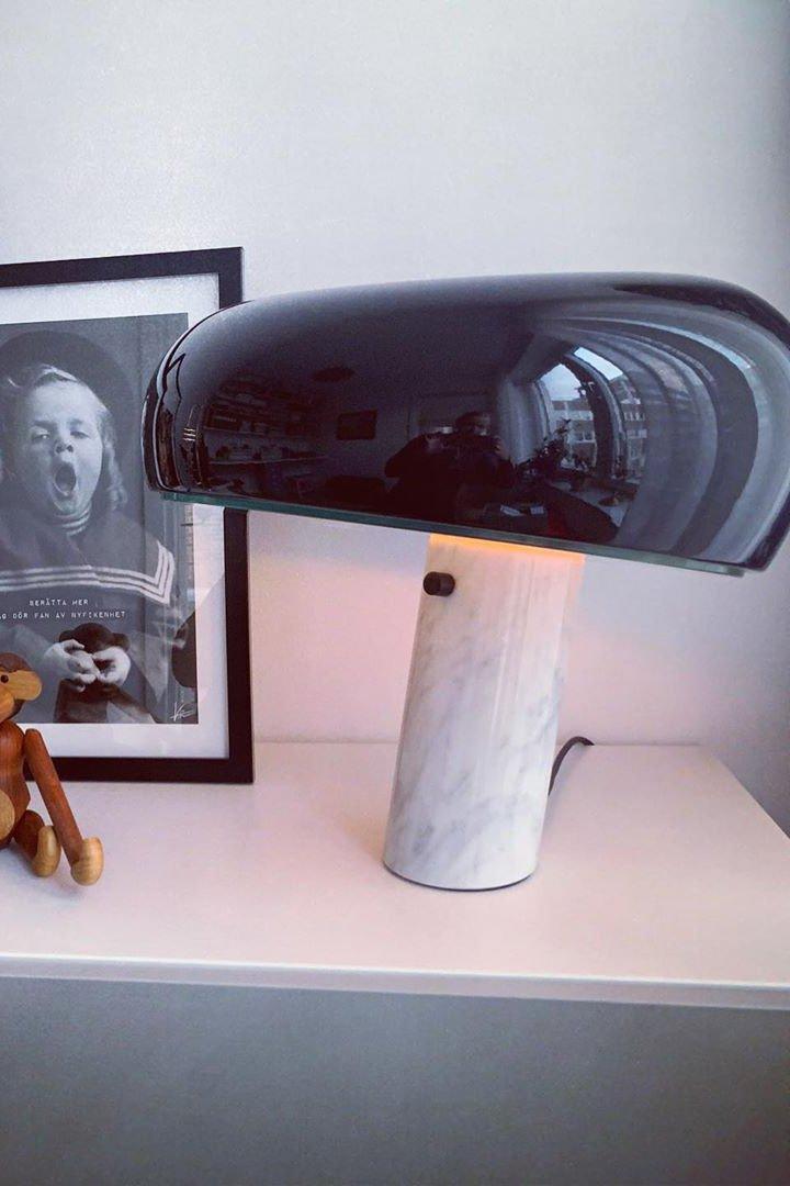 Nucleus Lampe de Table en Marbre