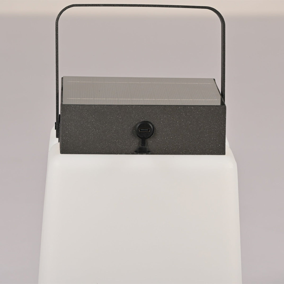 Emilina Lumière Extérieure PE Minimaliste