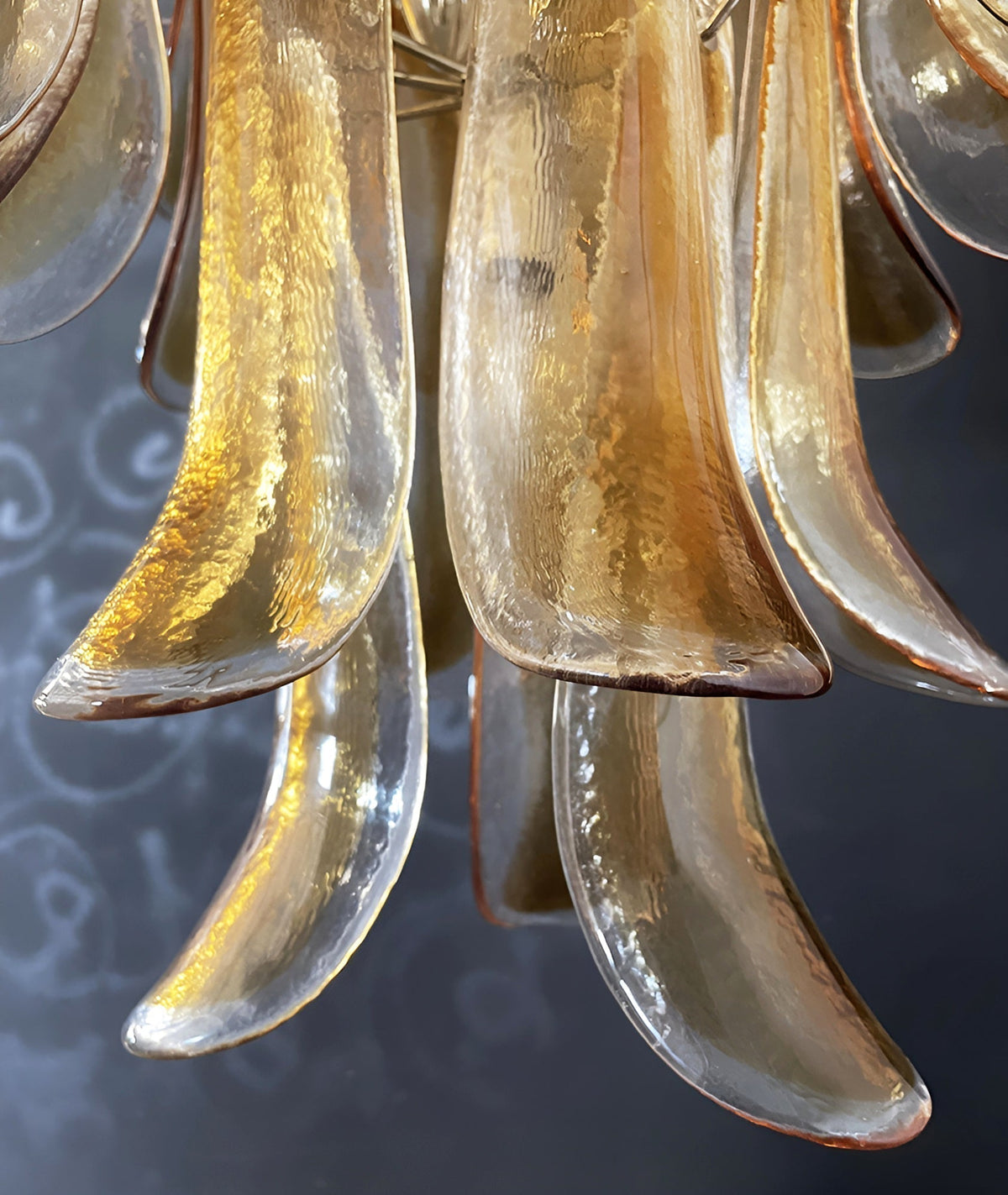 Soliana Lustre Ambre Verre Pétales Superposé Luxe