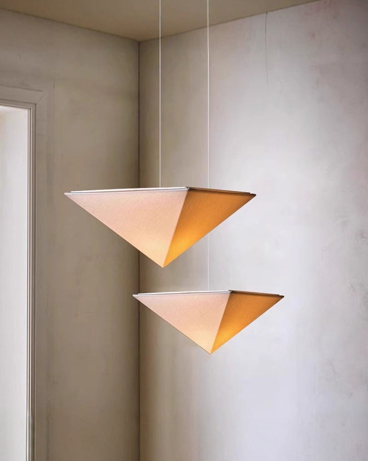 Lioraaine Suspension Prism