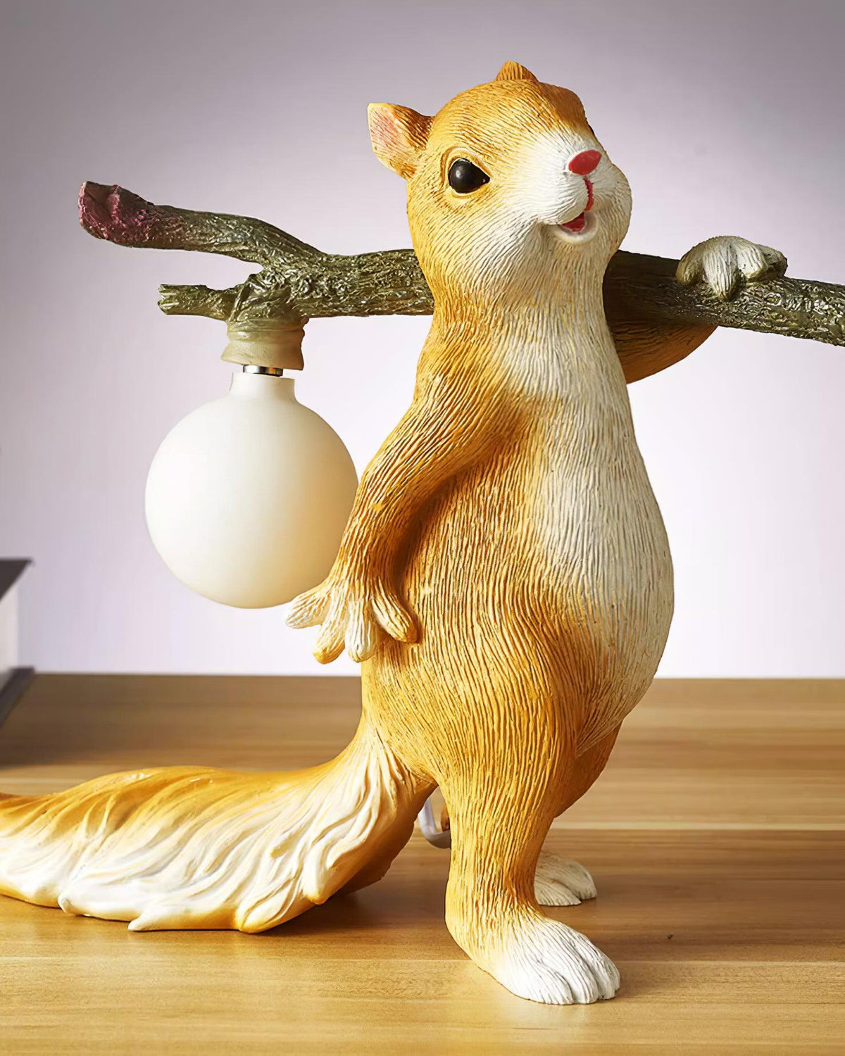 Squirrel Lampe de Table