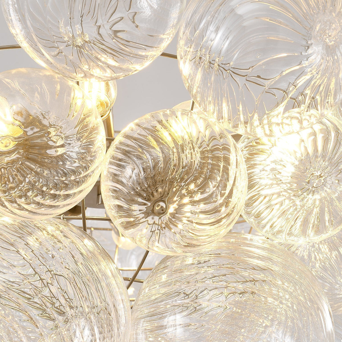 Resonel Lustre