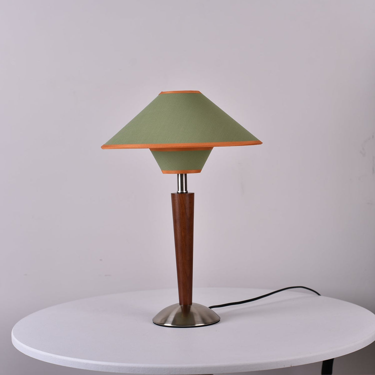 Roka Lampe de Table Talonwood
