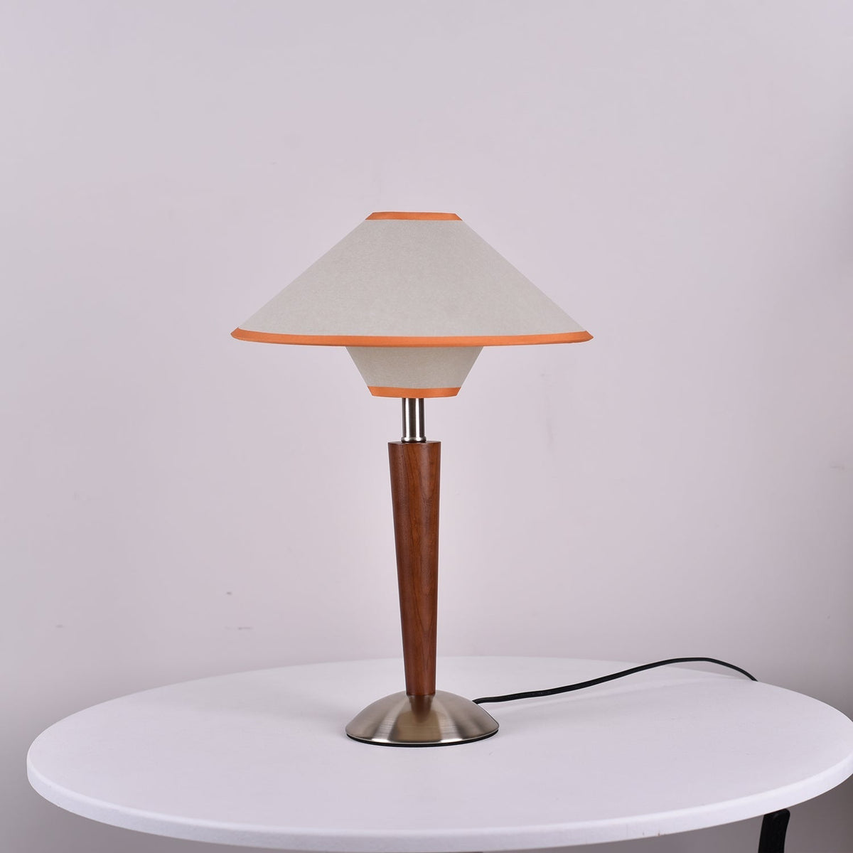 Roka Lampe de Table Talonwood