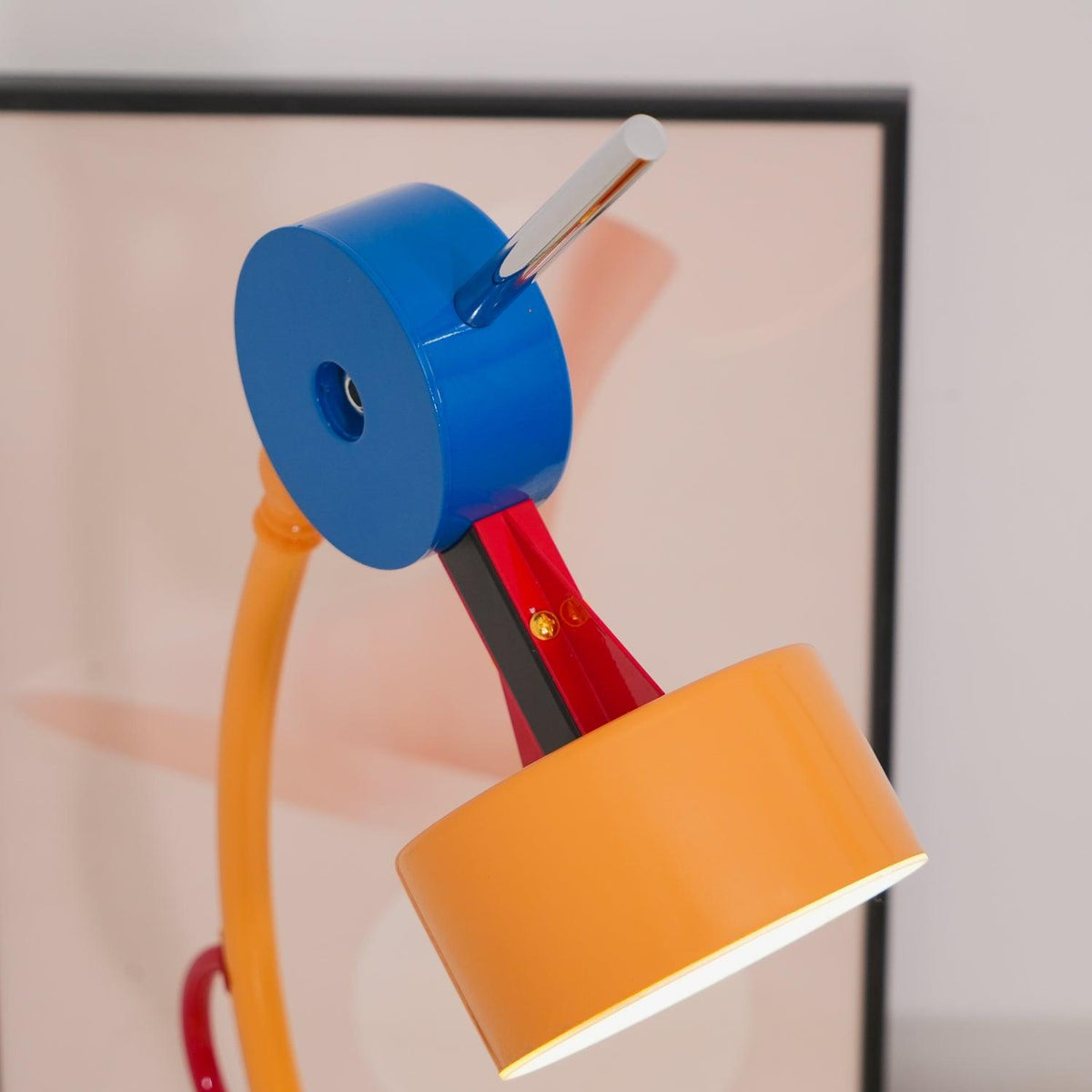 Niraneria Lampe de Table en Acrylique d'Art Expressive