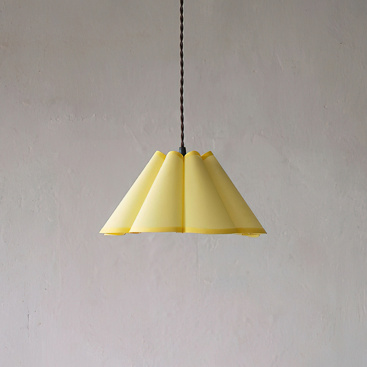 Velenaine Suspension