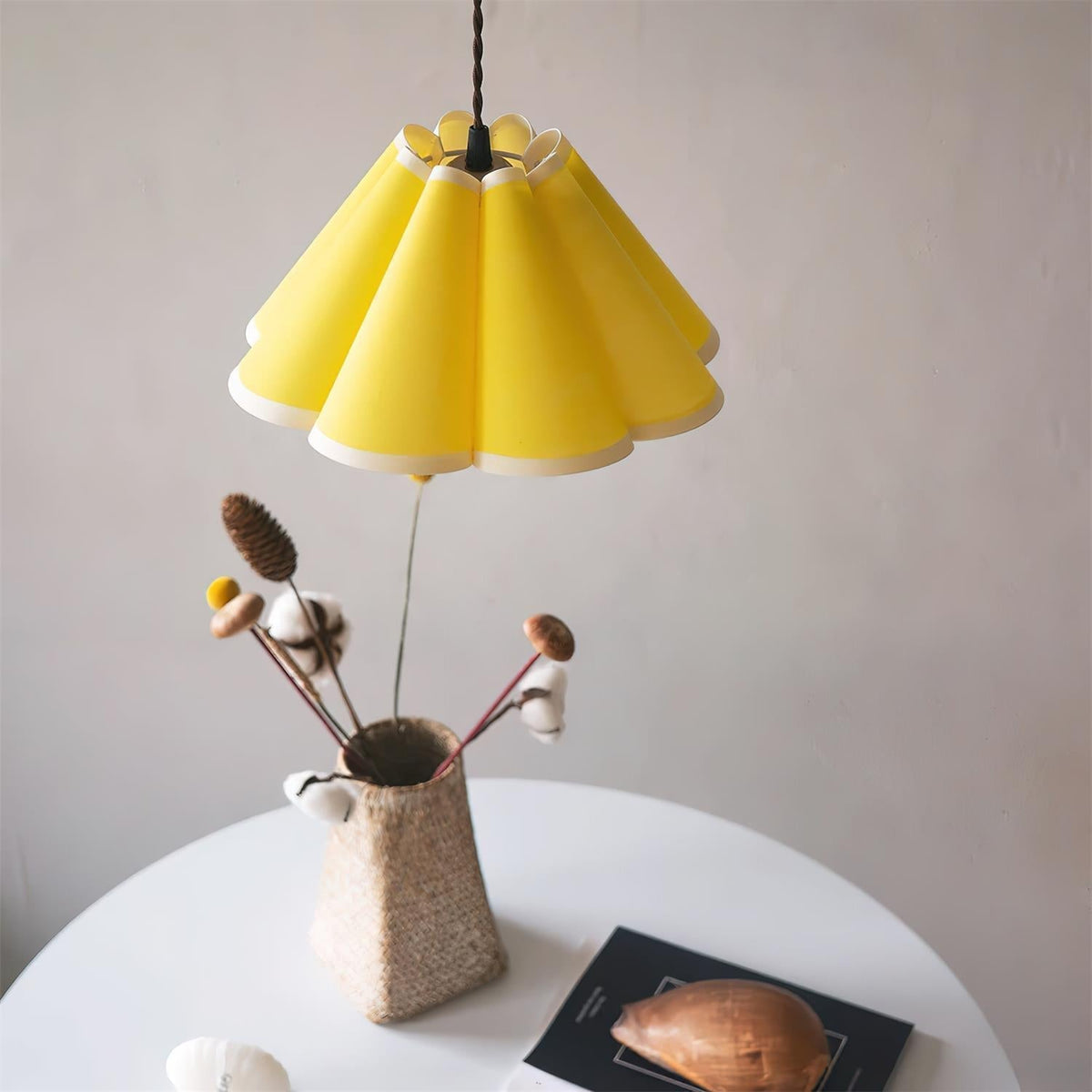 Velenaine Suspension