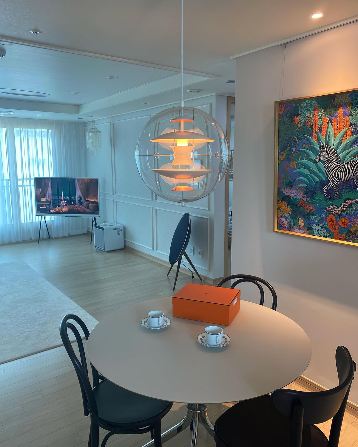 Pendant Lamp Floating Geometric Layers Clear Globe Futuristic Modern-Neutral Decor