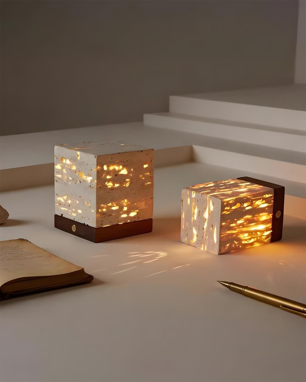 Obelisk Lampe de Table