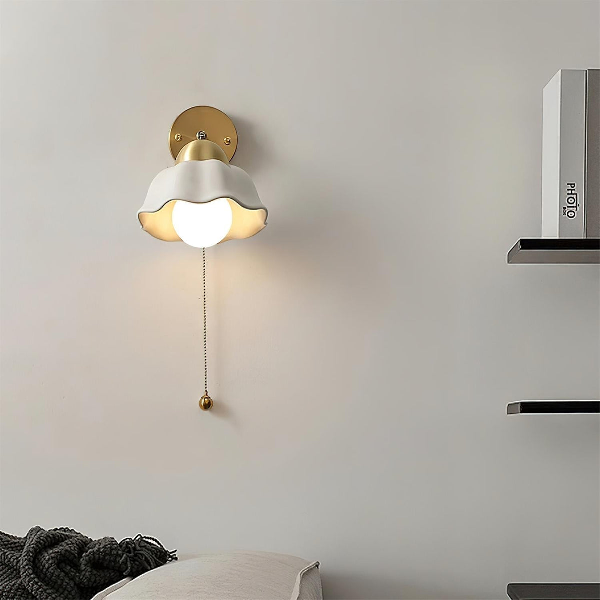 Wall Lamp Brass and Ceramic Wavy Shade Globe Accent Retro Artistic-Neutral Decor