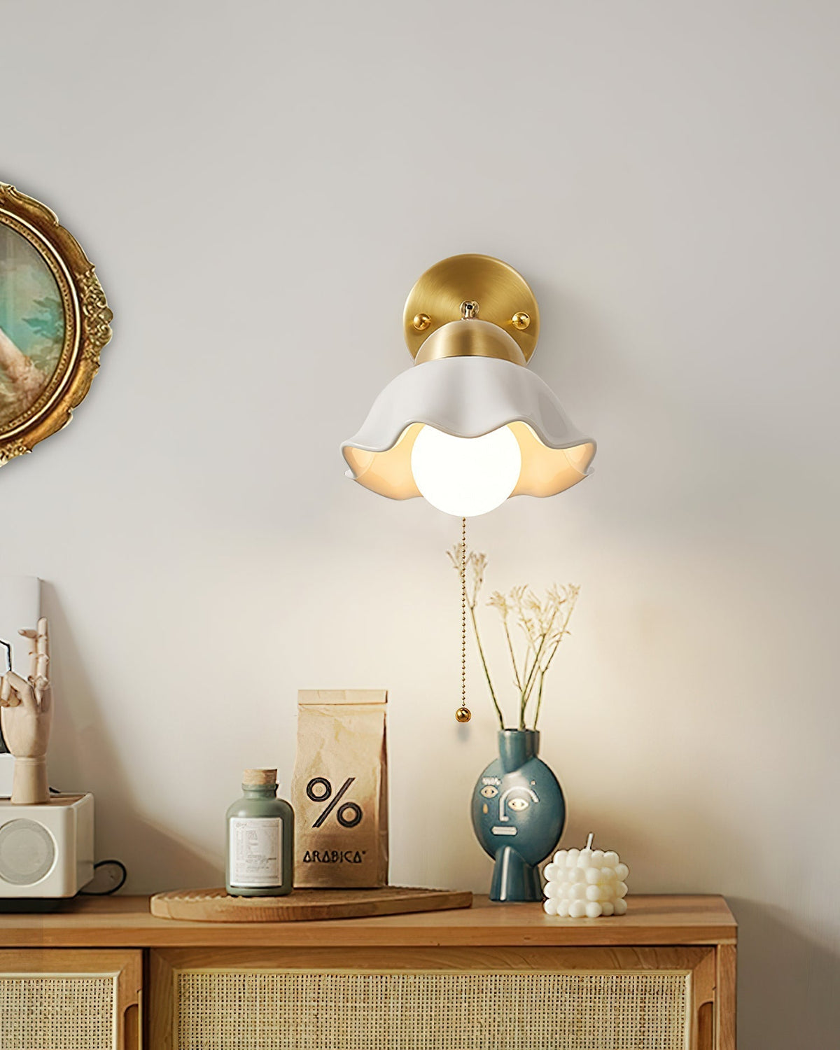 Wall Lamp Brass and Ceramic Wavy Shade Globe Accent Retro Artistic-Neutral Decor