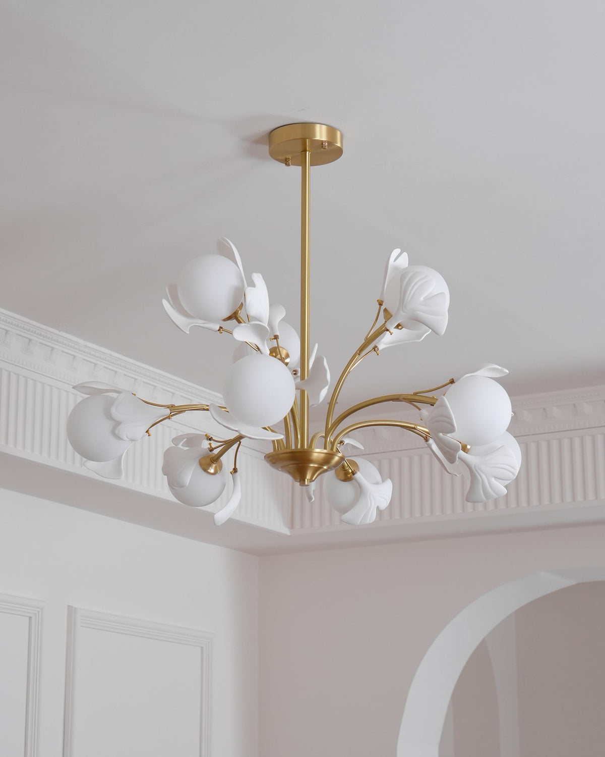 Ginkgo Leaf Chandelier with Frosted Glass Globes-Neutral Decor