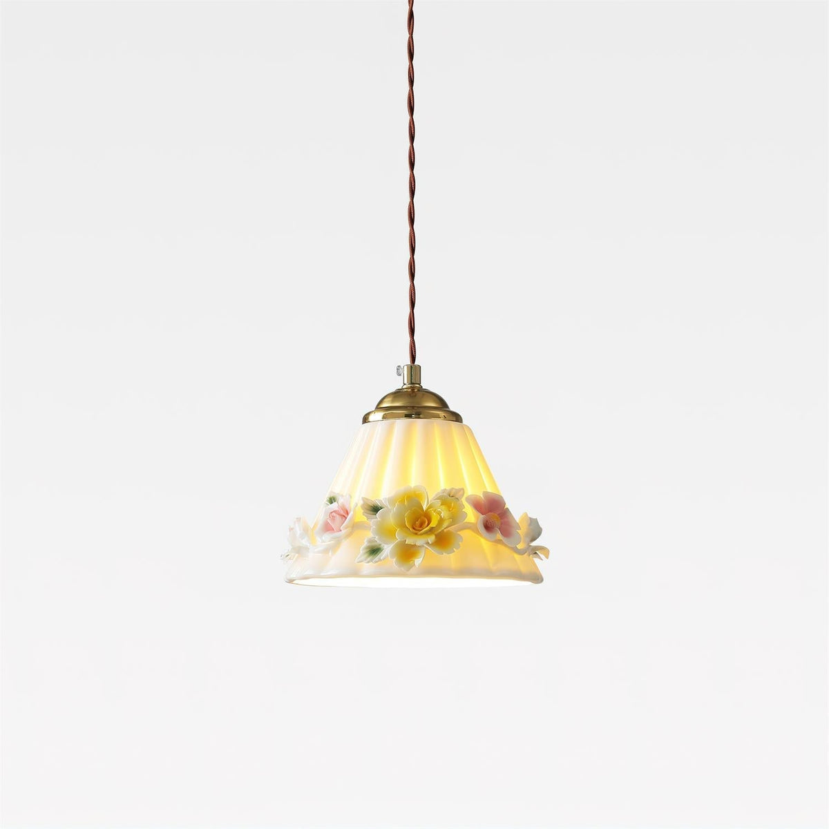 Caleeria Suspension
