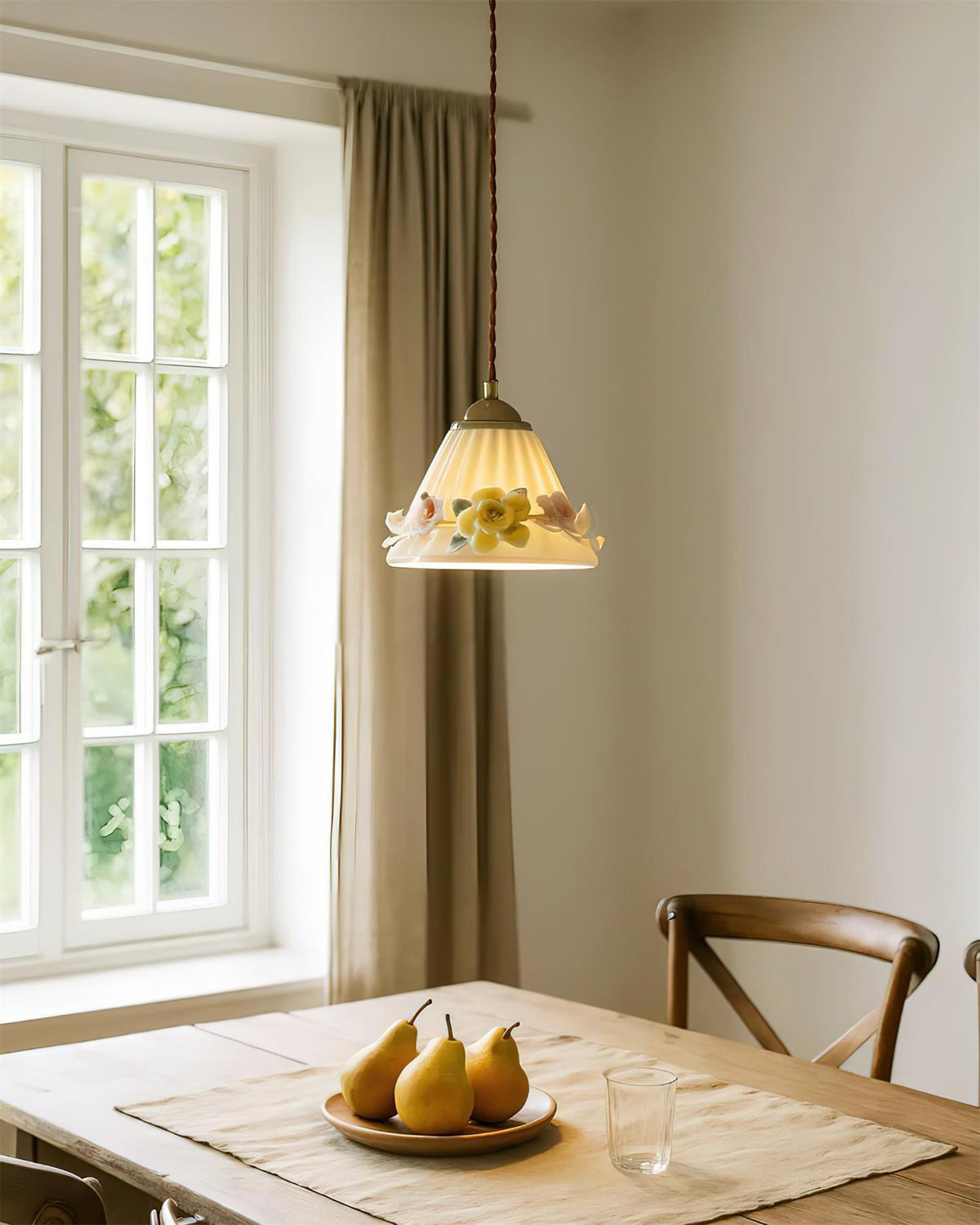 Caleeria Suspension