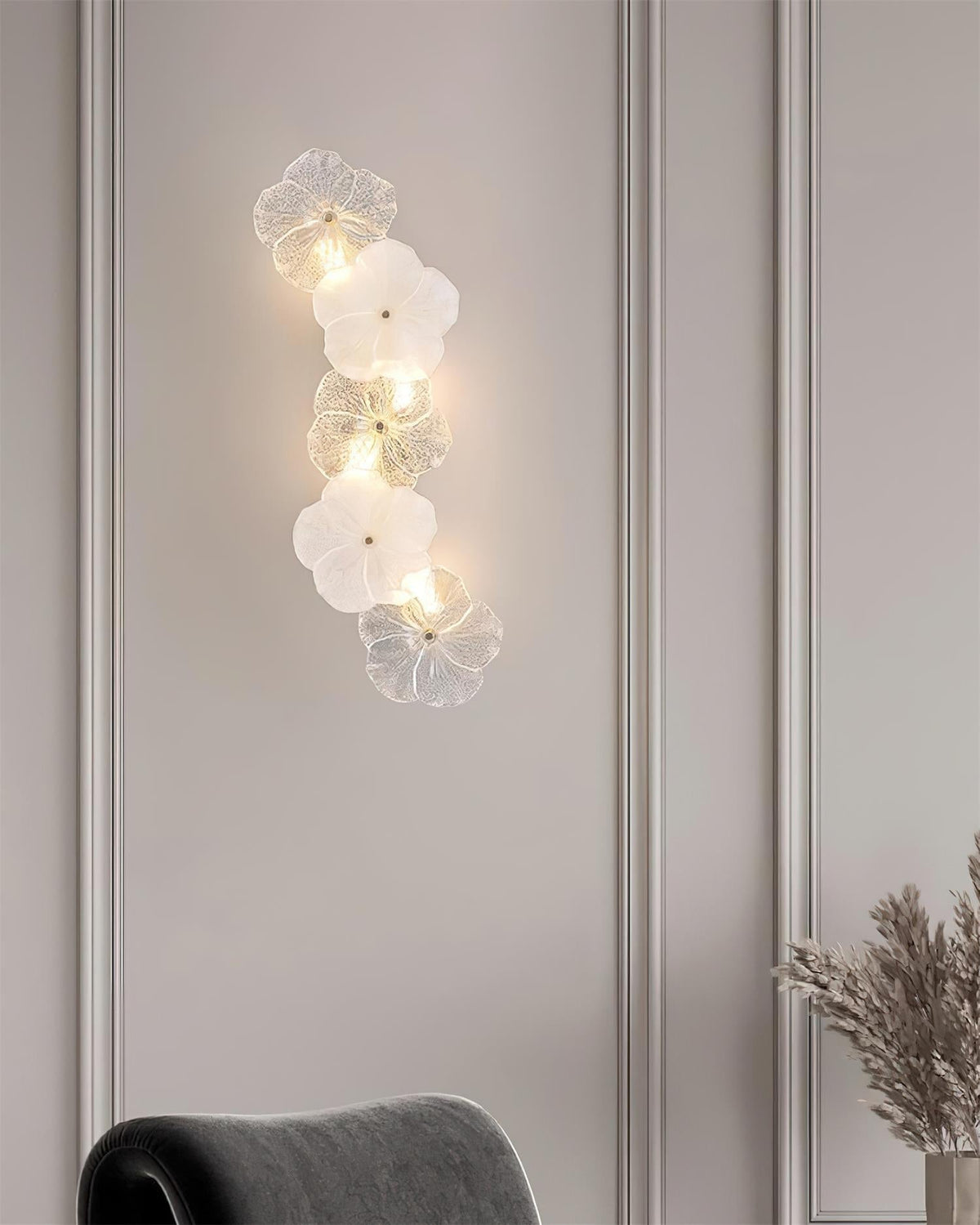 Givelle Floral Wall Lamp-Neutral Decor