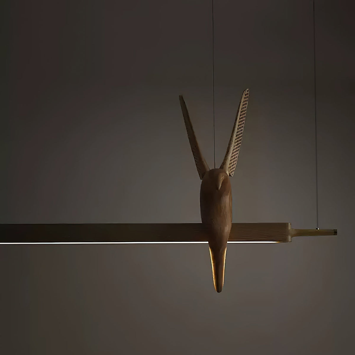 Varinisra Suspension Sculpturale en Chêne