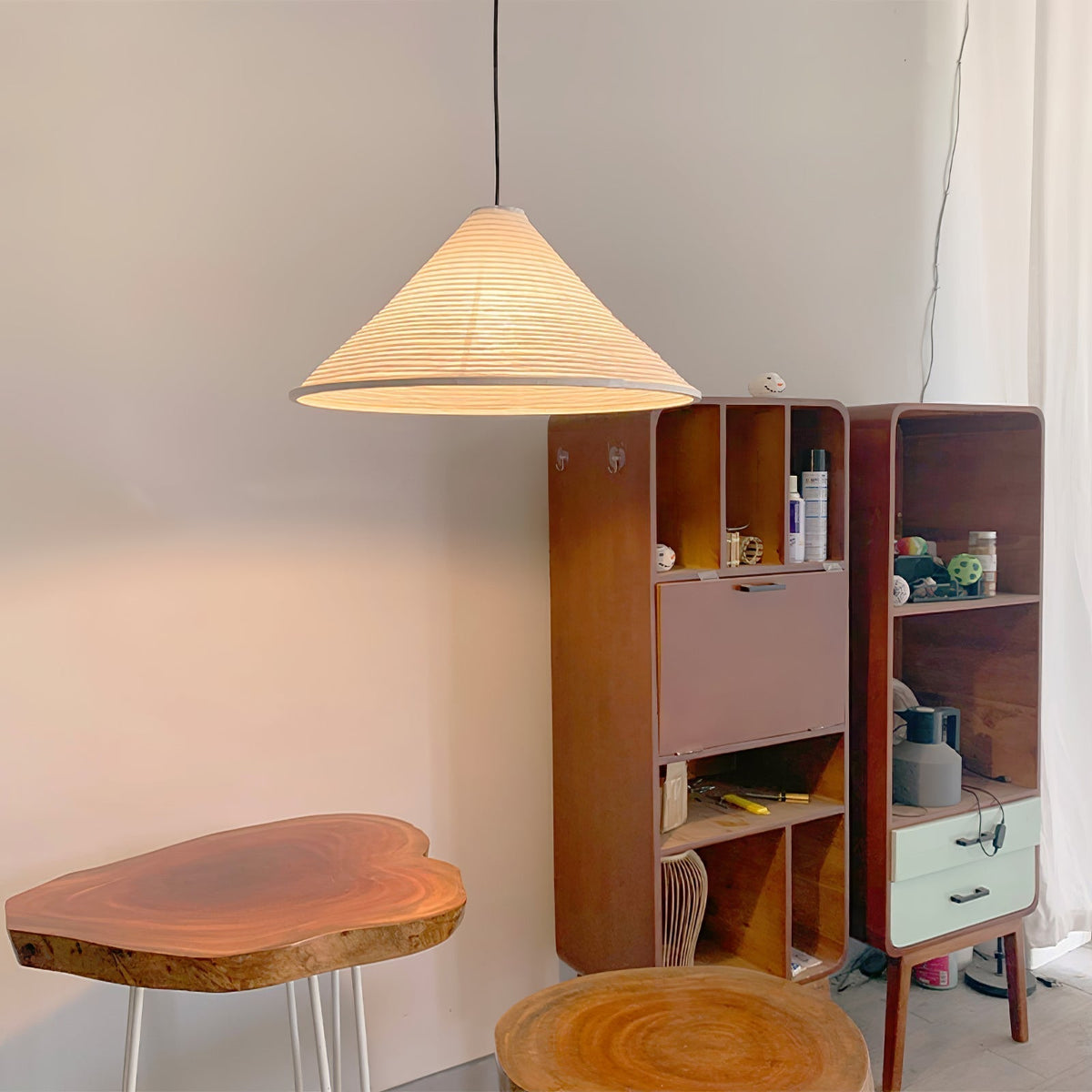 Conic Suspension Lampe Pyramidale en Papier