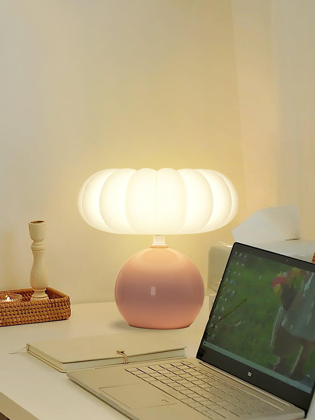Elaeelle Lampe de Table
