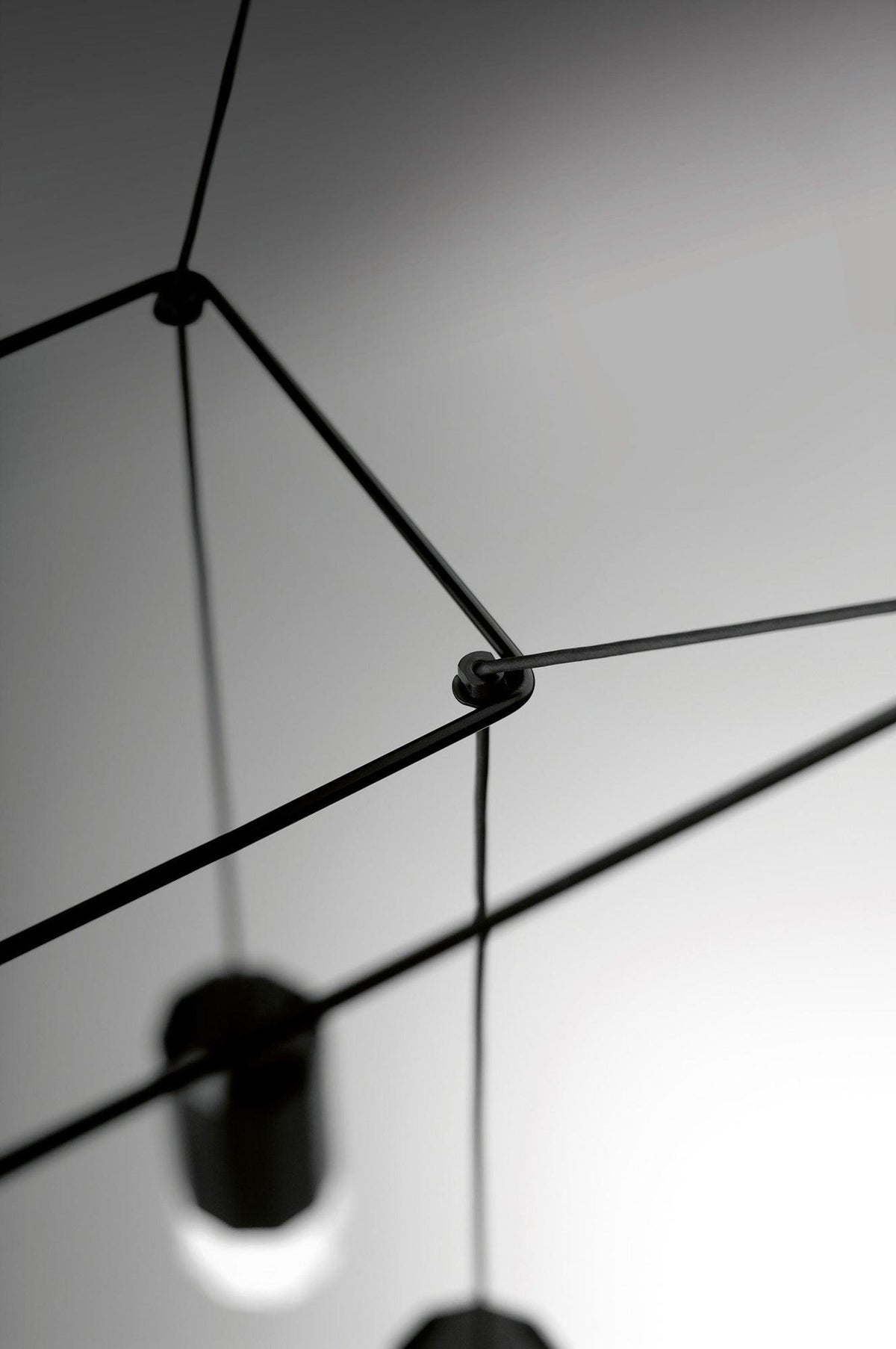 Quineira Suspension Géométrique en Fil Noir LED