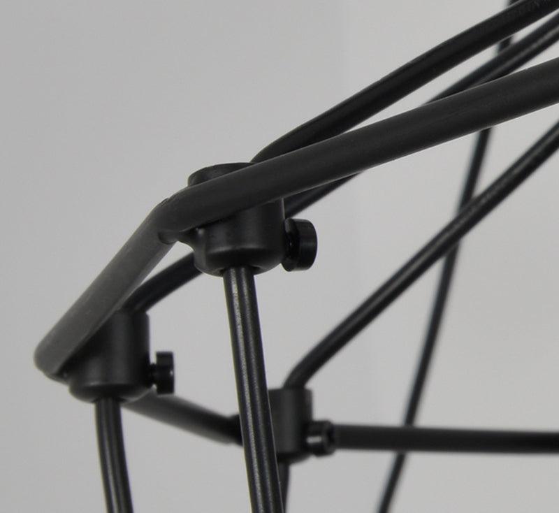 Soloris Lustre Lignes Noir Structure Métallique LED