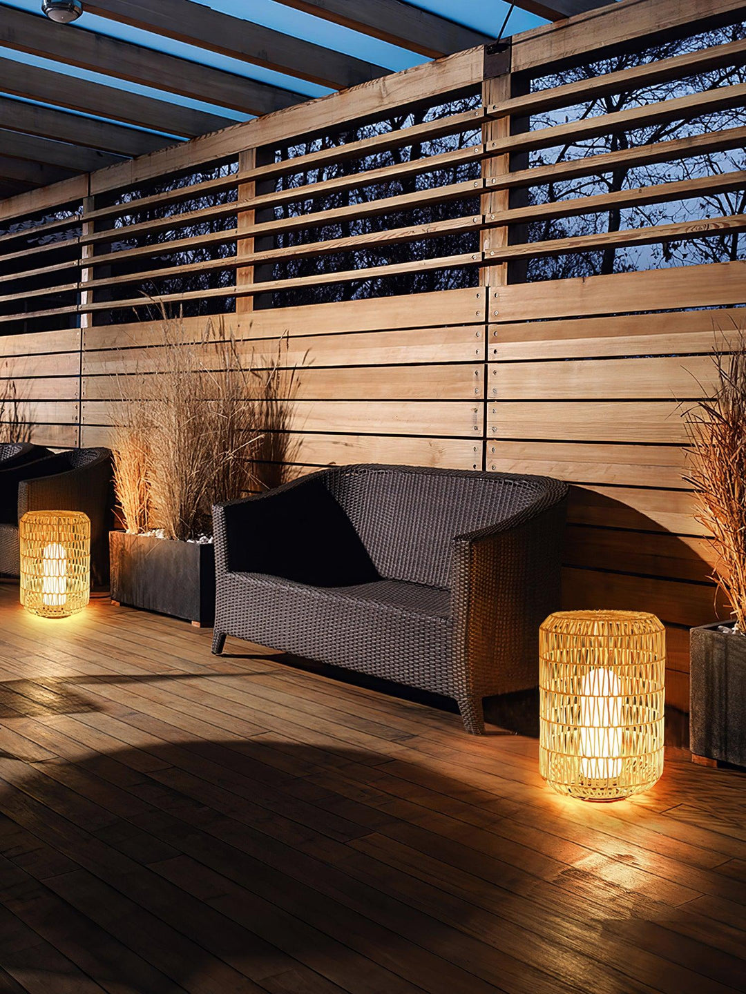 Side view of the woven rattan outdoor lamp.