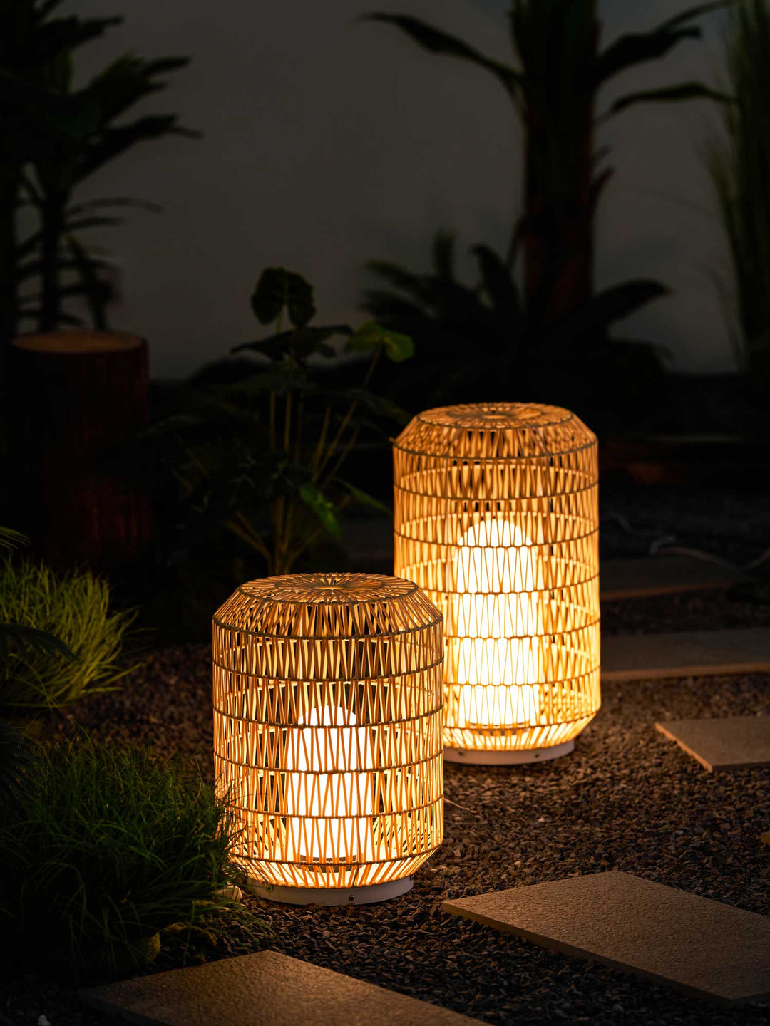 Close-up of the handwoven texture of the rattan lamp.