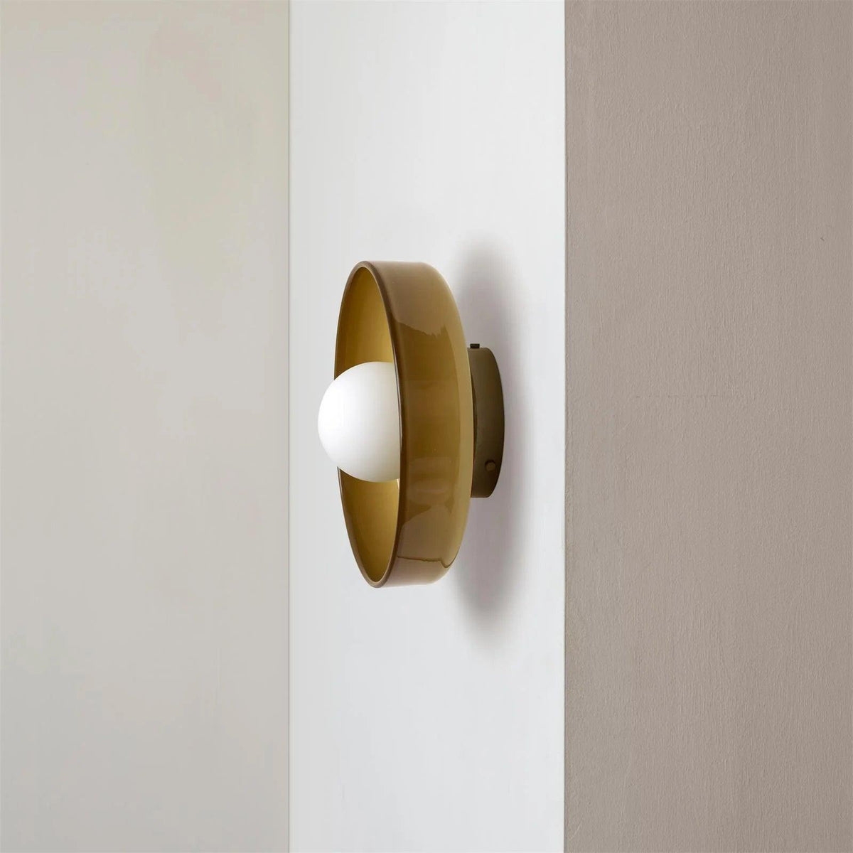 Seressa Plafonnier Orange Anneau Ludique Sculptural