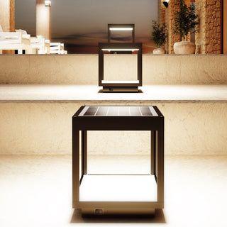 Ferra Lampadaire d’extérieur solaire rechargeable contemporain