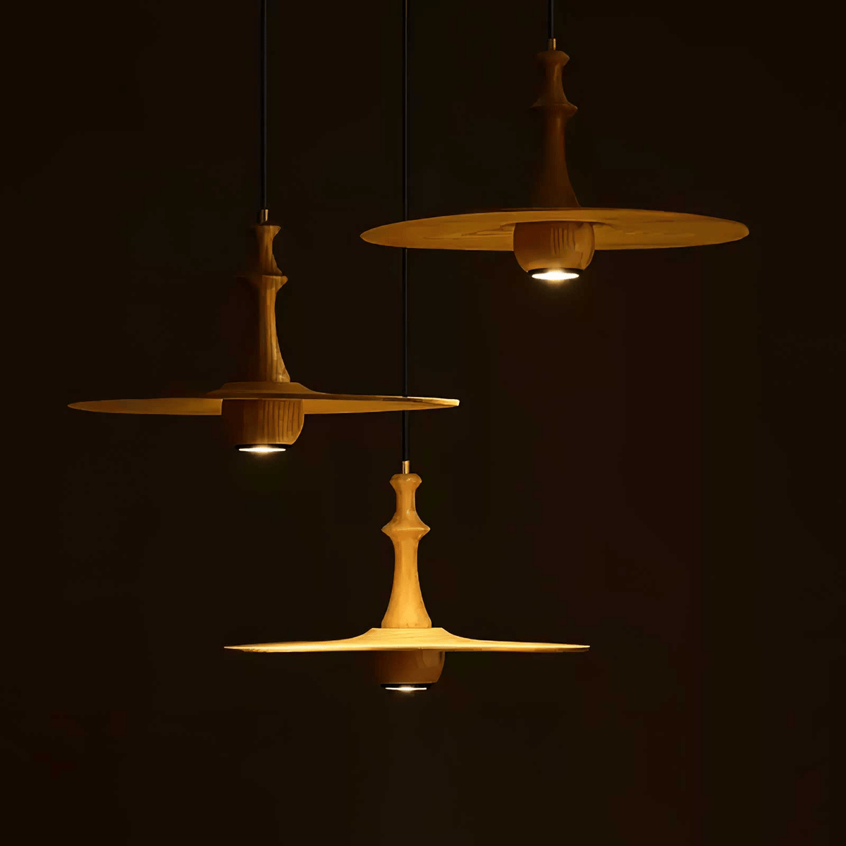 Spindle Suspension en Bois Tournante
