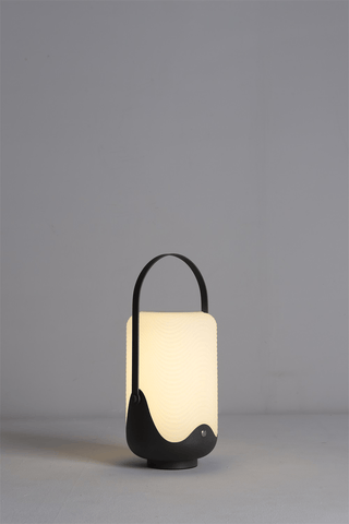 Tyler Lumière Extérieure PE Minimaliste
