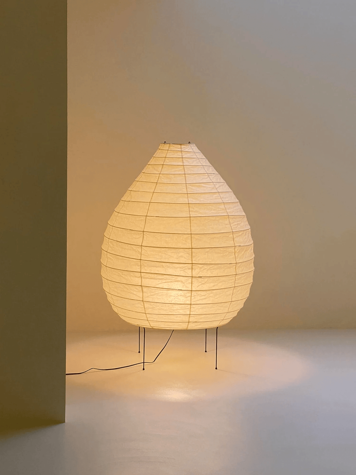Hazel Modern Floor Lamp-Neutral Decor