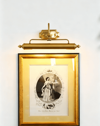Lumeo Wall Light-Neutral Decor