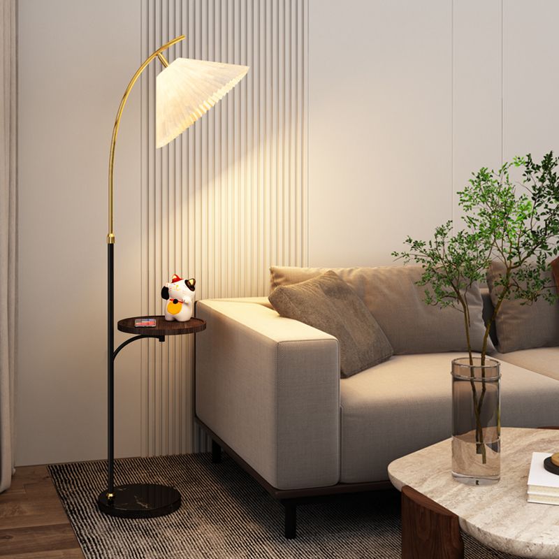 Muto Lampadaire Avec Table Parapluie Moderne LED Abat Jour Blanc Métal Tissu Chambre à Coucher/Salon