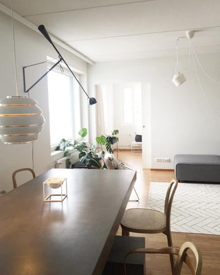 Aella Moderne Minimaliste Long Bras Applique Murale