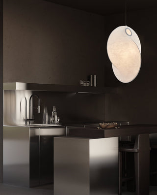 Verine Suspension Sculpturale en Soie de Mûrier