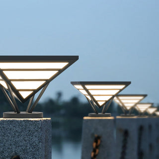 Ray Lampe de Poteau Triangle Moderne, Métal, Noir/Blanc,  Jardin