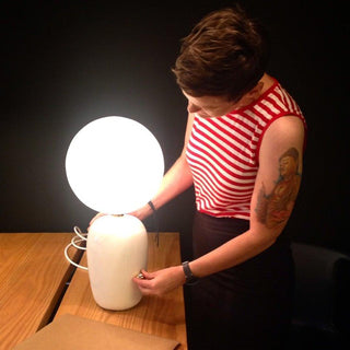 Nyxen Lampe de Table en Verre Industriel
