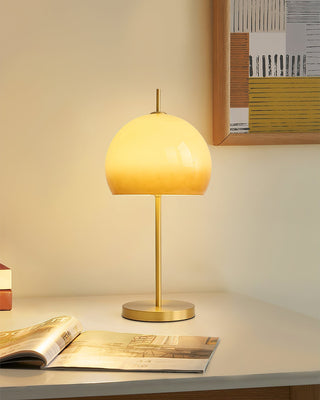 Alexander Lampe à Poser
