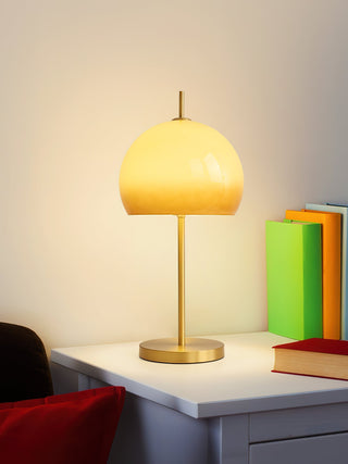 Alexander Lampe à Poser