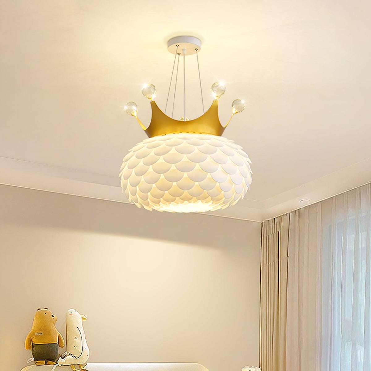 Pavelle Lampe suspendue en acrylique à couronne festonnée fantaisiste