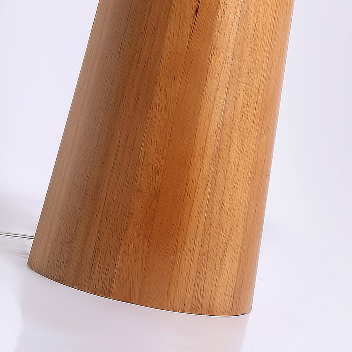 Elvin Lampadaire