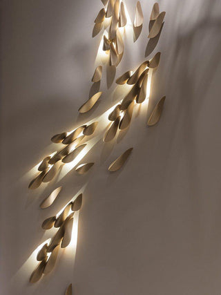 Avynis Applique Murale Abstraite Laiton