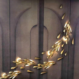 Avynis Applique Murale Abstraite Laiton