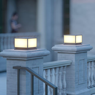 Kavi Lampe de Table Steel Contemporaine