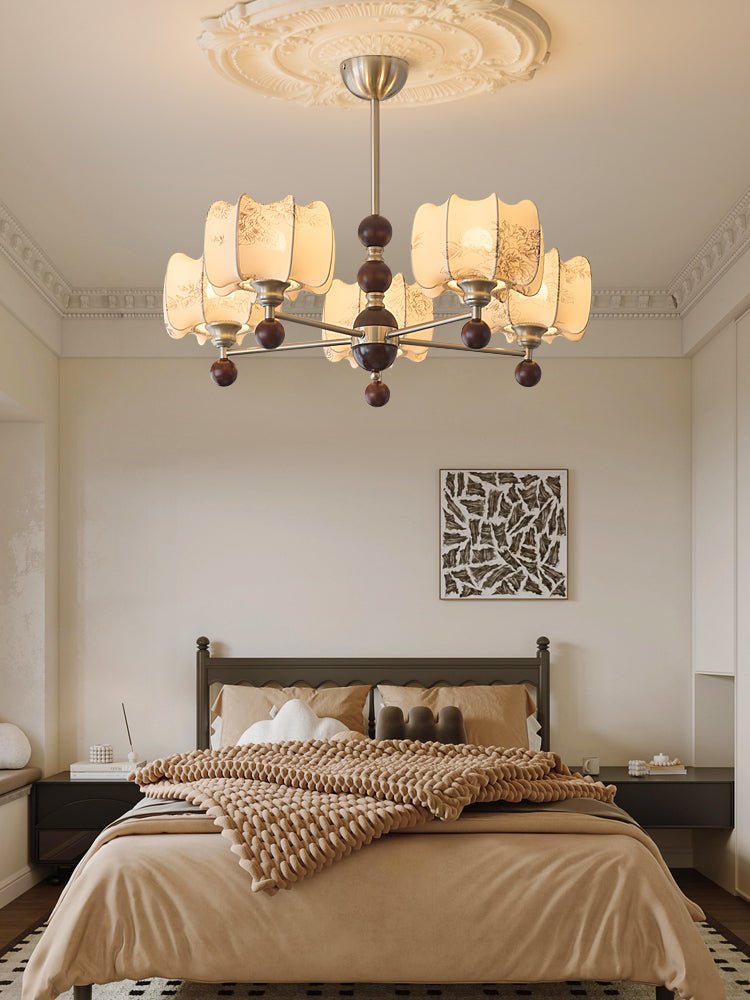 Iselelise Lustre en Bois Floral Vintage