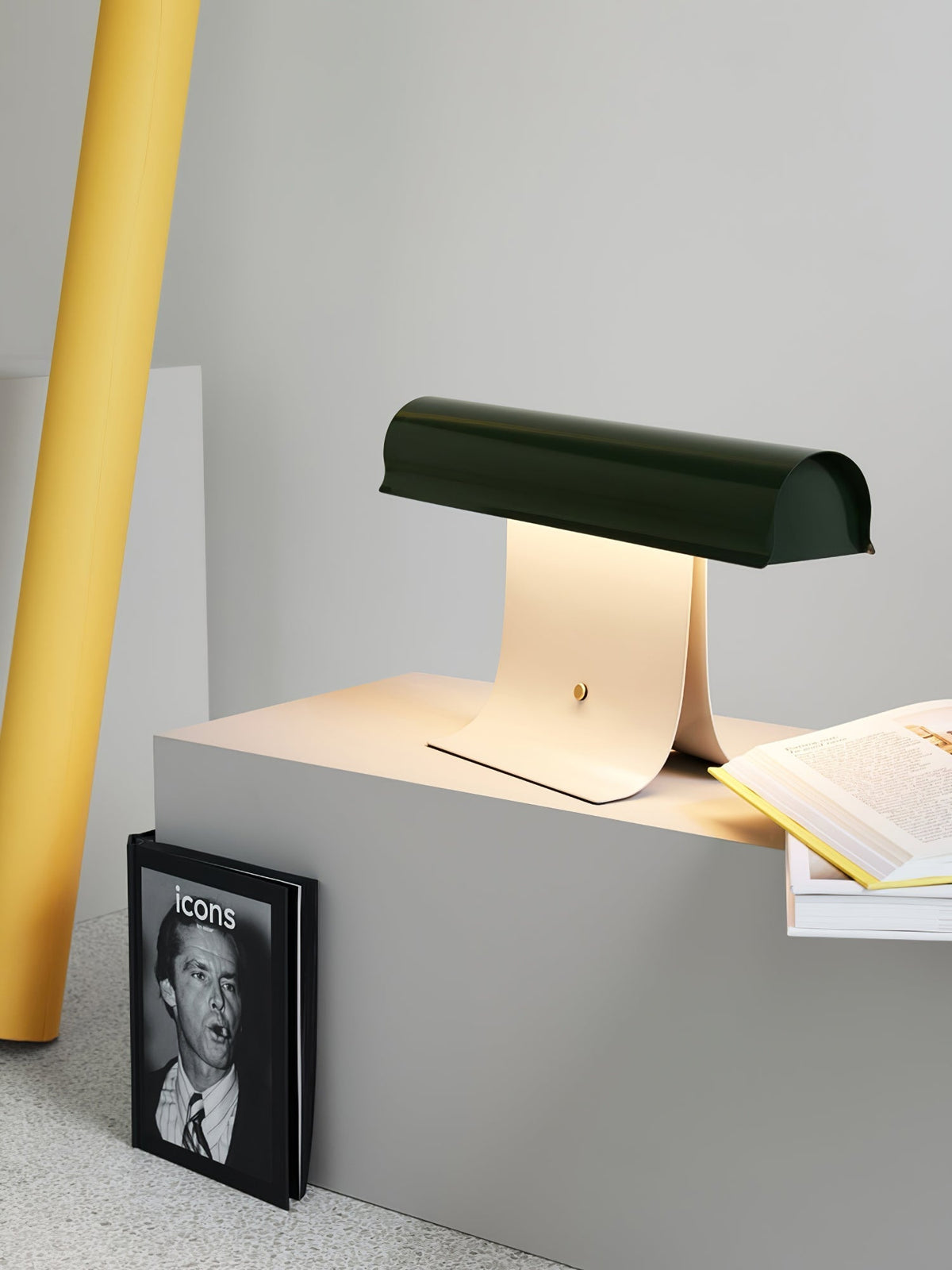 Liorven Lampe de Table en Acier Industriel