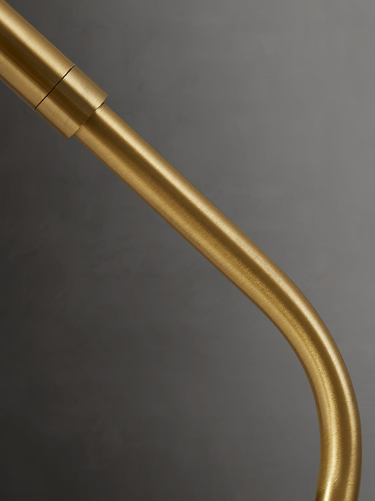 Zorase Lampe de Table en Laiton Industriel