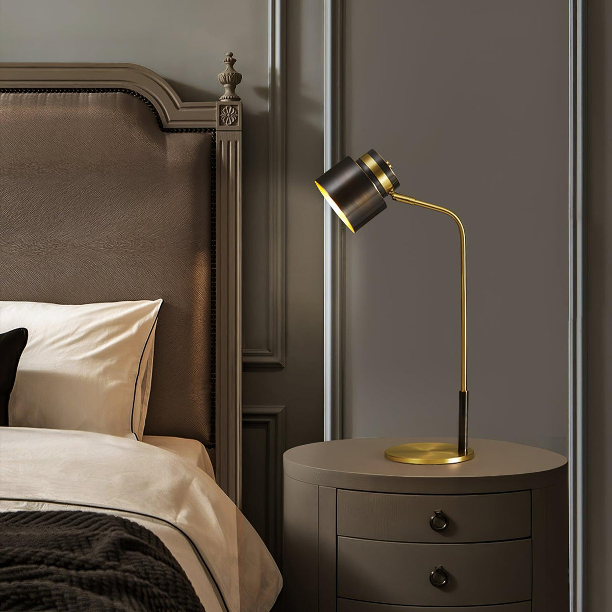 Zorase Lampe de Table en Laiton Industriel